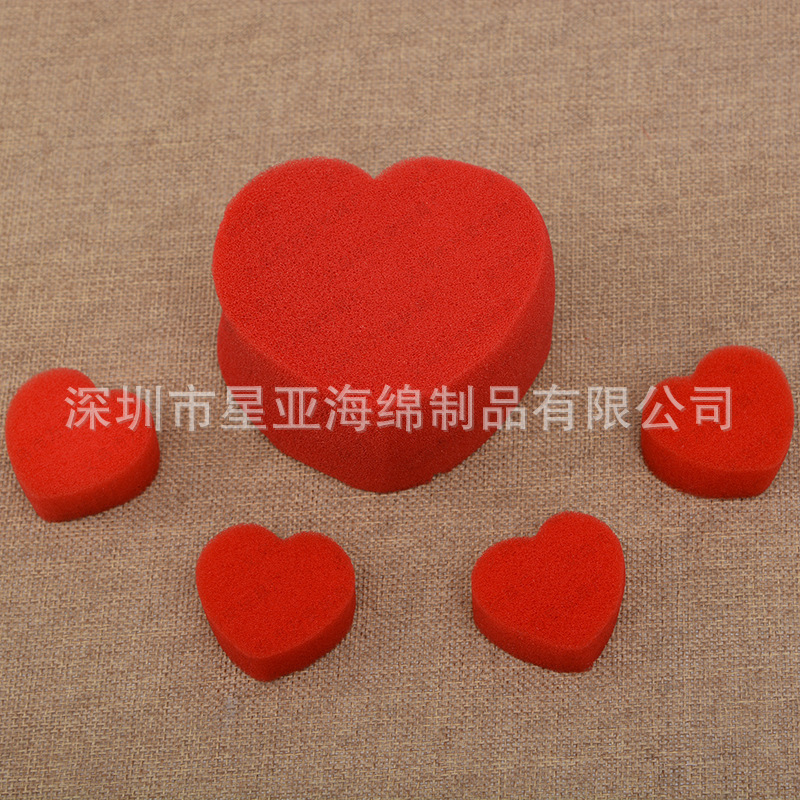 畅销产品大红色海绵爱心魔术师专用棉软质杂技表演厂家直销
