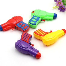 夏季儿童水枪跑男沙滩户外戏水大容量抽拉式迷你喷水枪打水仗玩具