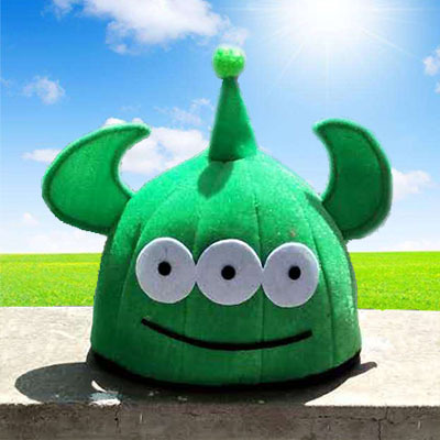 2018 sombrero de monstruo de tres ojos Venta caliente de dibujos animados animal de peluche juguete de tres ojos sombrero de terciopelo de oro extranjero