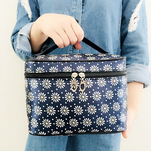 Large Capacity Corduroy Makeup Bag Cartoon Cosmetic Storage Bag Shoulder Carry Makeup Pouch Toothbrush Bag Dropshipping Portable