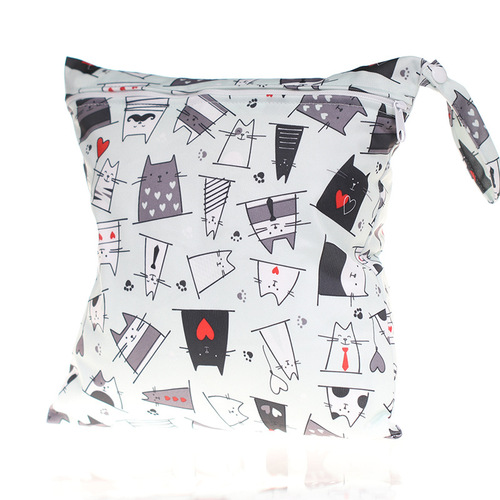 40 cartoon print patterns diaper bag with single zipper for babies, storage bag suitable for overseas e-commerce