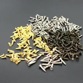 服饰箱包五金;合页、铰链;钮扣