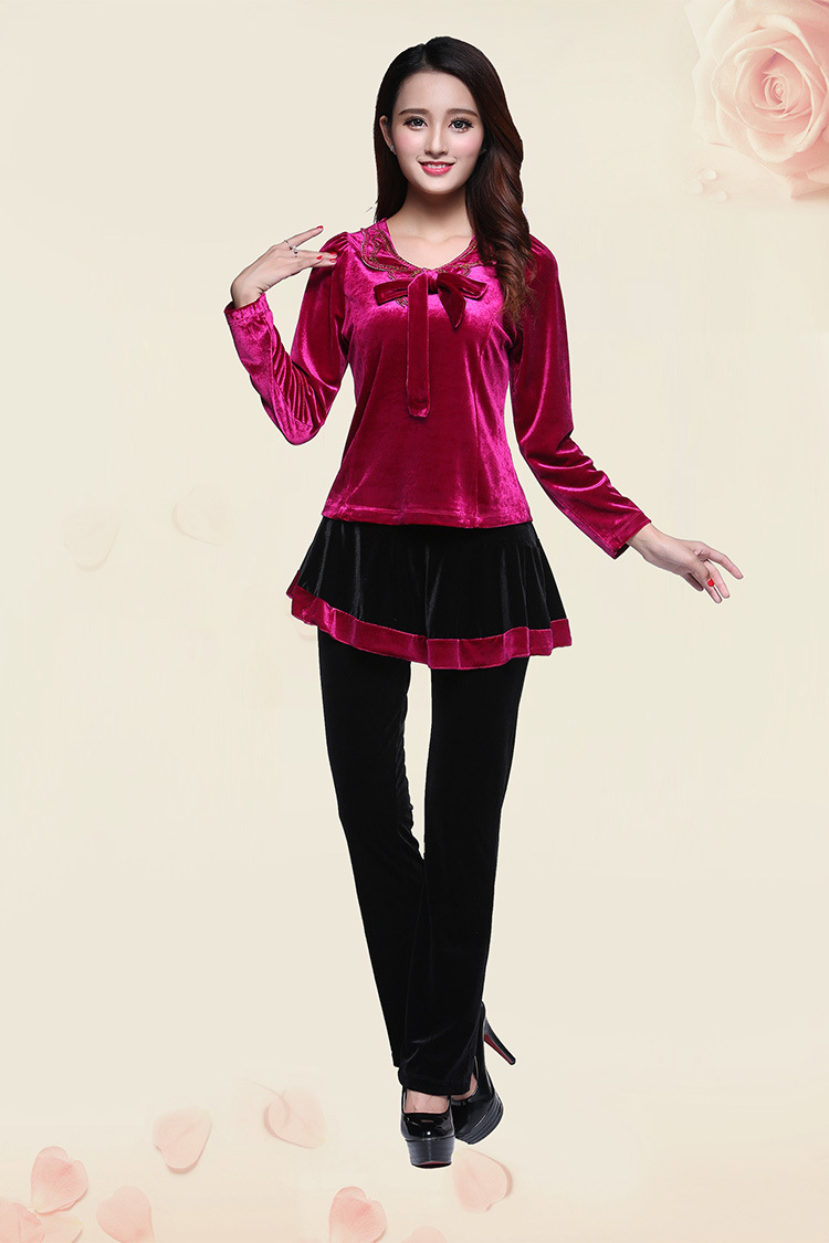 Purple Gold collar top + black culottes suit