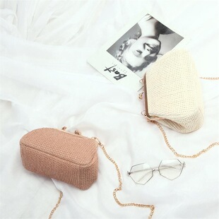 �����؃r�²ݾ�������ؐ������A��С��Ů2025�¿�s�μ�б���