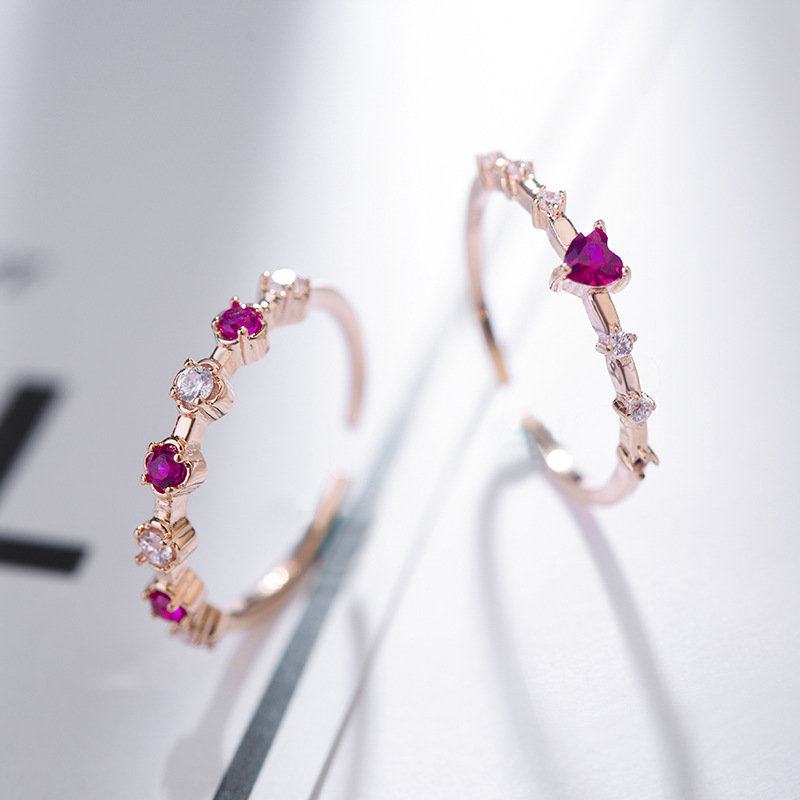 ���洴������׽�Ůʱ������������ϸŮ������ָ������ֱ������