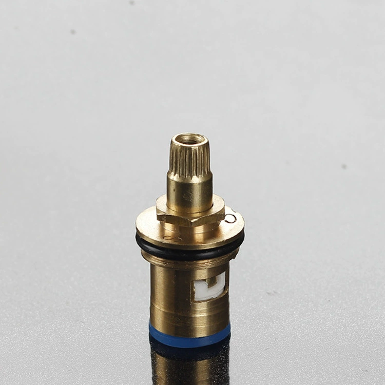 Сердечник клапана одиночный faucet сердечника клапана Быстрое открытие клапан сердечника faucet аксессуары завод прямых продаж