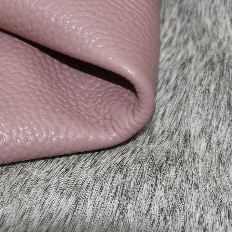 粉紫色头层牛皮荔枝纹7号文箱包用