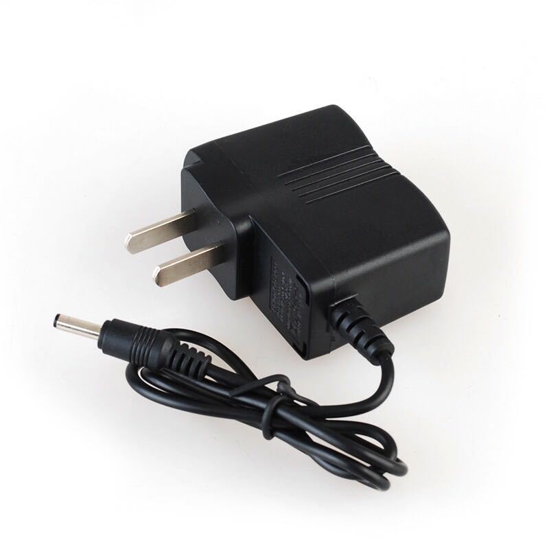 18650 14500 26650 16340 lithium battery charger strong light flashlight line charger 4.2V direct charge