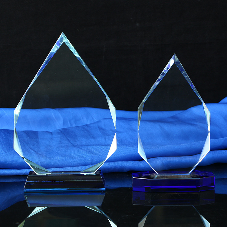新款高档水晶奖杯奖牌公司颁奖比赛年会员工荣誉企业