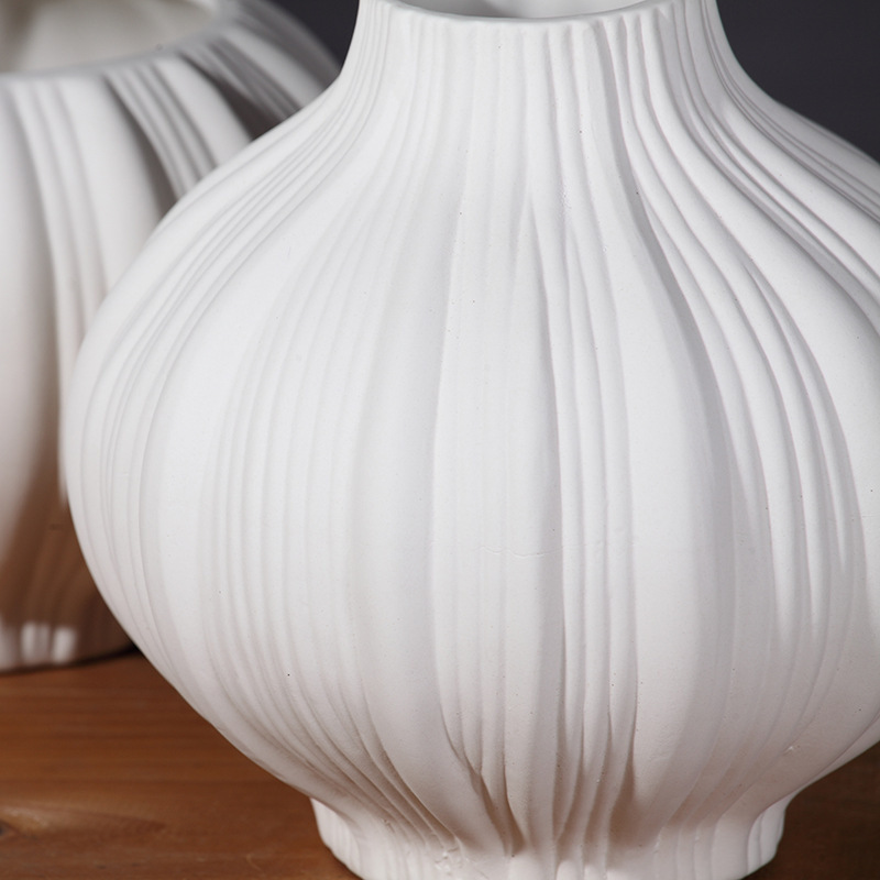 Arreglo de flores jarrón mesa de cerámica simple decoración moderna moda flor blanca redonda sala de estar decoración fábrica al por mayor