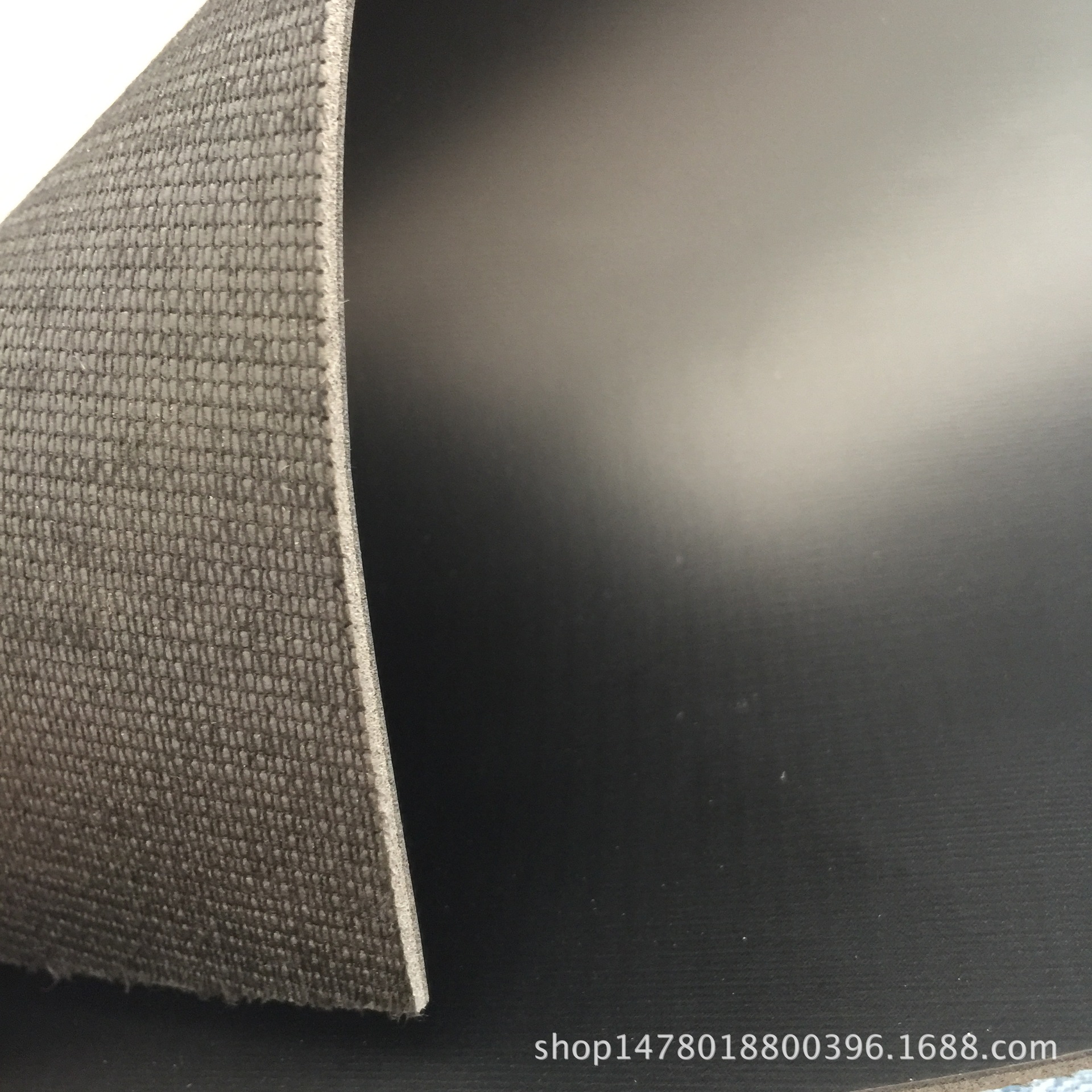 厂价现货直销耐磨平纹100纹加厚商标刀套专用PVC皮革