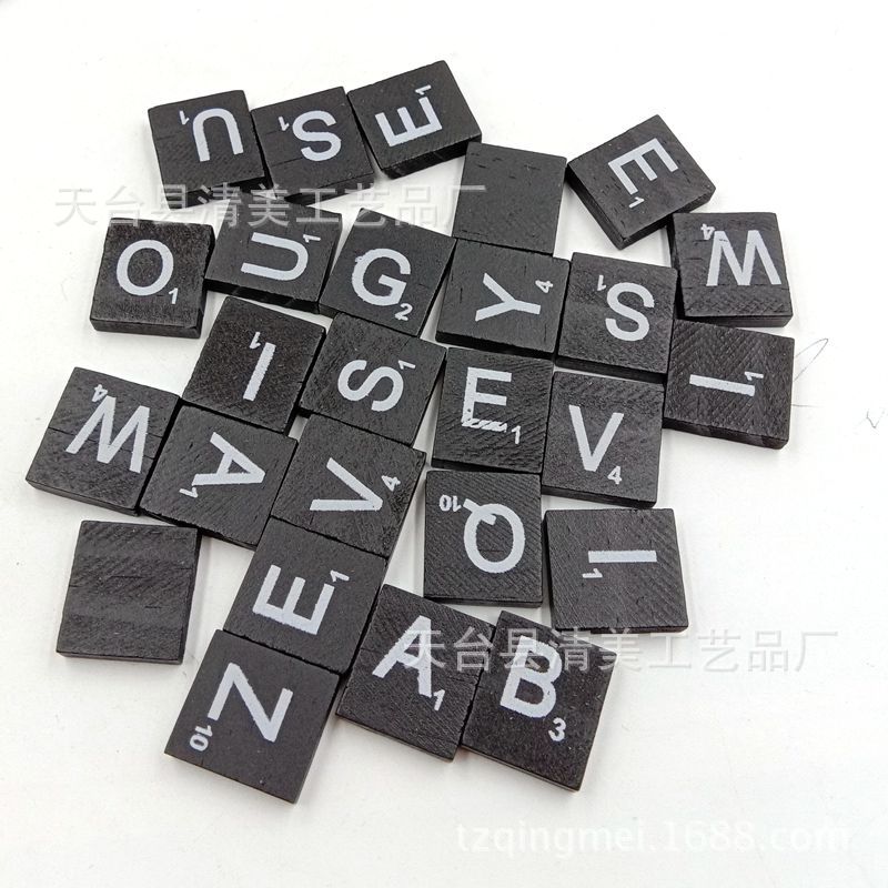 26 letras inglesas sobre fondo negro letras blancas letras cuadrados rompecabezas de educación temprana letras negras piezas de madera 100 piezas por paquete