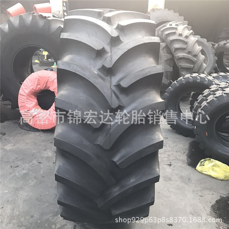 .子轮胎后轮 20.8-38 .拖拉机人字花纹前轮 16.9-28轮胎现货