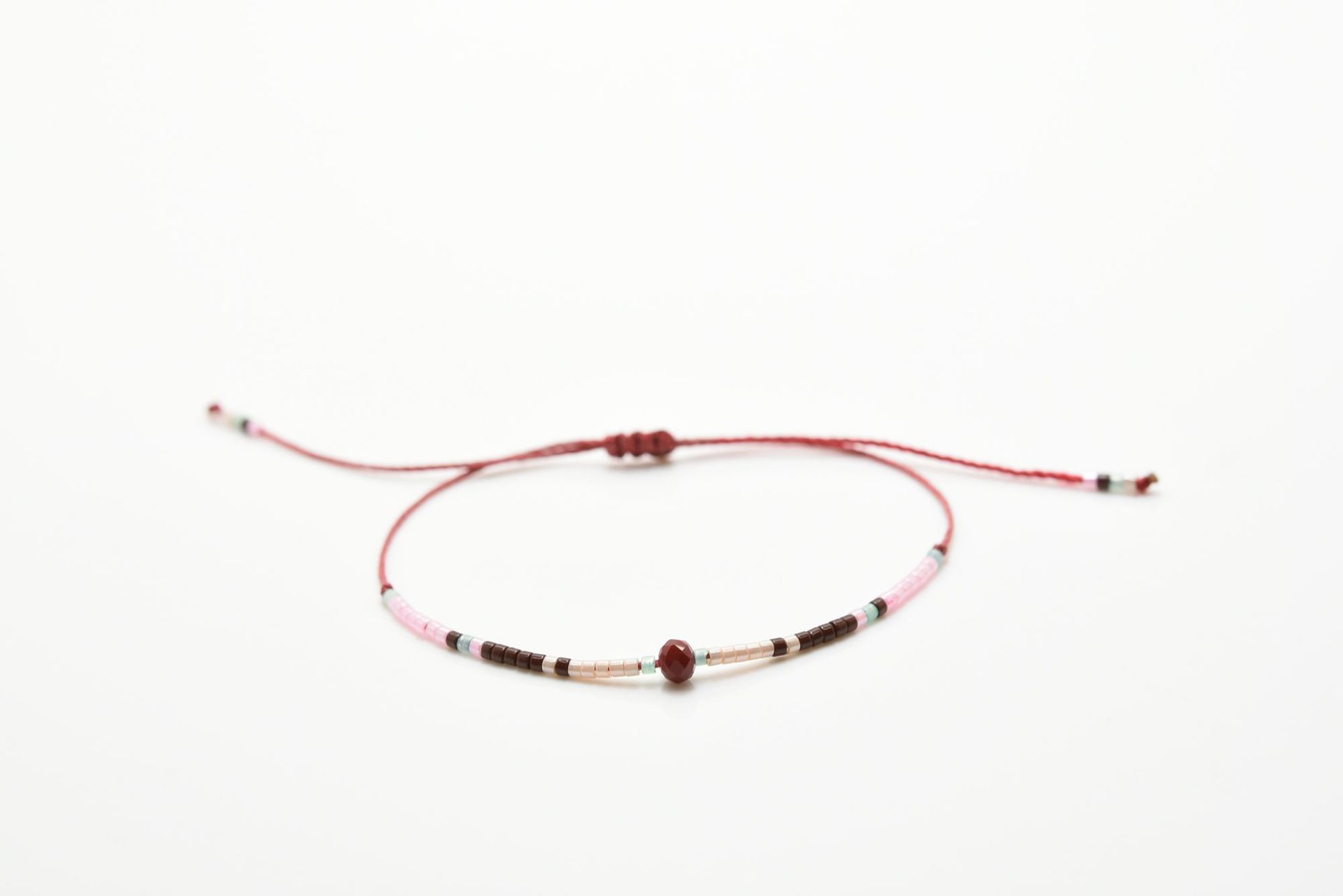 DIY pulsera de la joyería de las mujeres simples granos de arroz personalidad original artesanía color mezclado tejido joyería de moda ventas directas de la fábrica