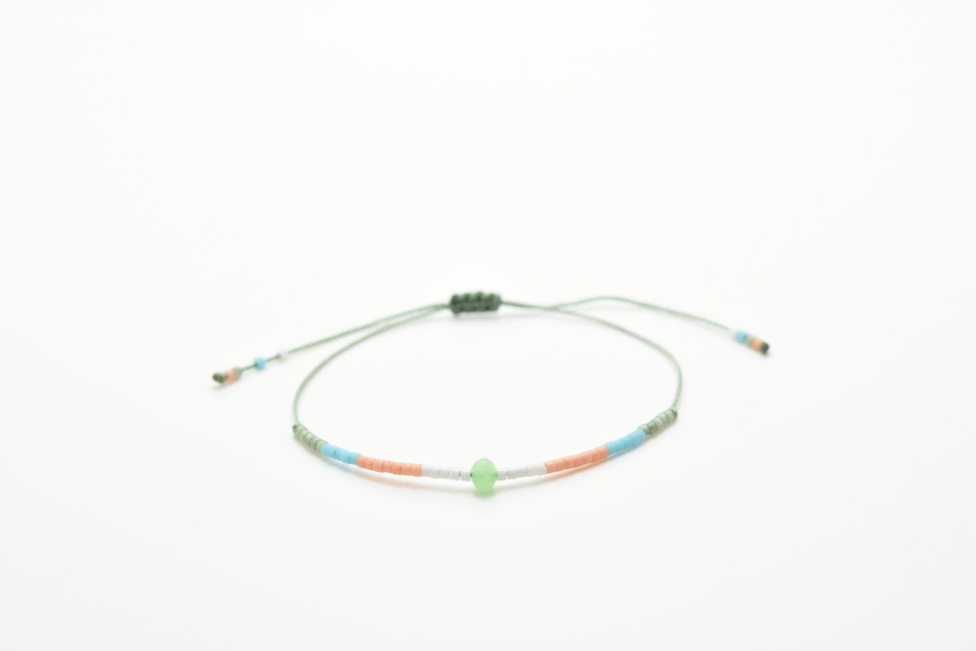DIY pulsera de la joyería de las mujeres simples granos de arroz personalidad original artesanía color mezclado tejido joyería de moda ventas directas de la fábrica