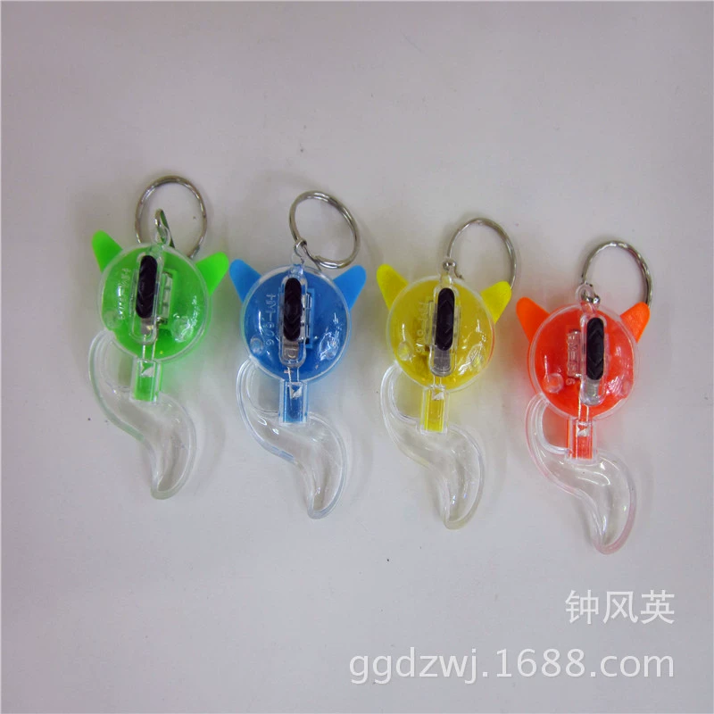 Брелок светящийся мигающий брелок с лисой светящийся светодиодный оптовый практичный подарок один юань магазин детских светящихся игрушек