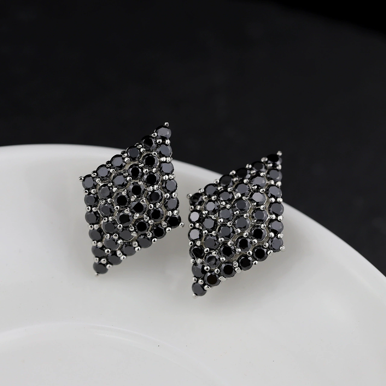 Серьги из агата, аксессуар, оптовая продажа, яркий запоминающийся стиль, (跨-border торговля)