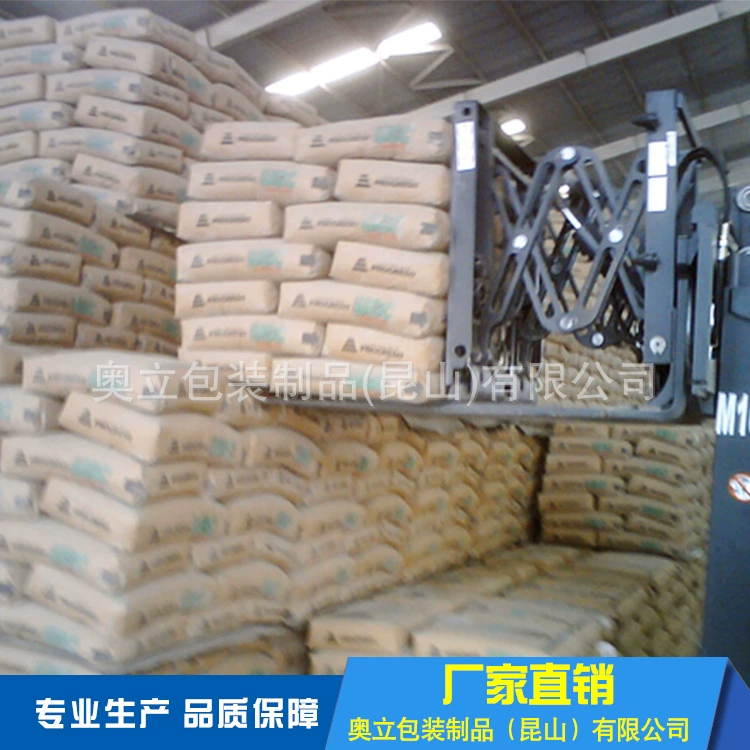 Эффективная укладка пластиковых скейтбордов для экономии места на складе и повышения эффективности обработки