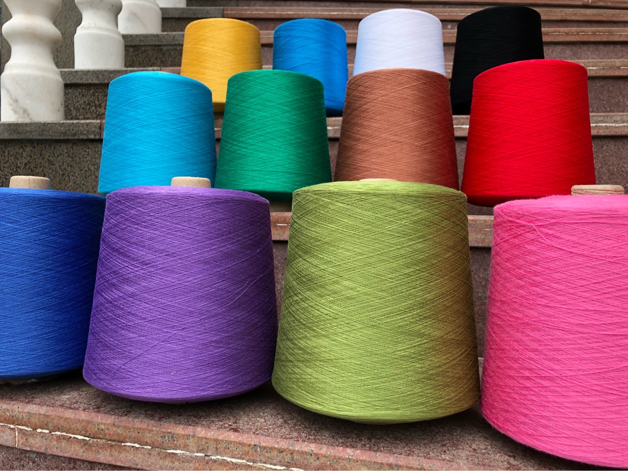 绢丝混纺纱线 绢粘纱 桑蚕丝粘胶纱粘绢丝纱 绢丝粘胶纱线 粘绢纱