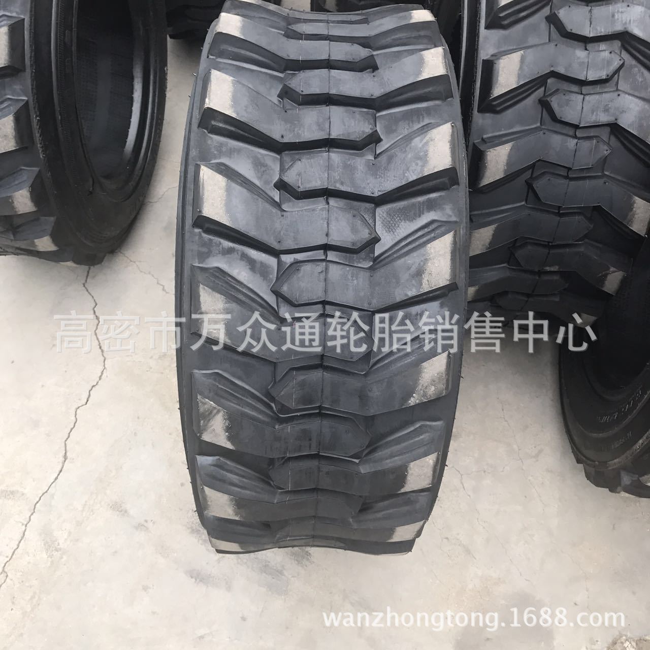 滑移装载机轮胎 10-16.5 工程机械轮胎 12-16.5 14-17.5