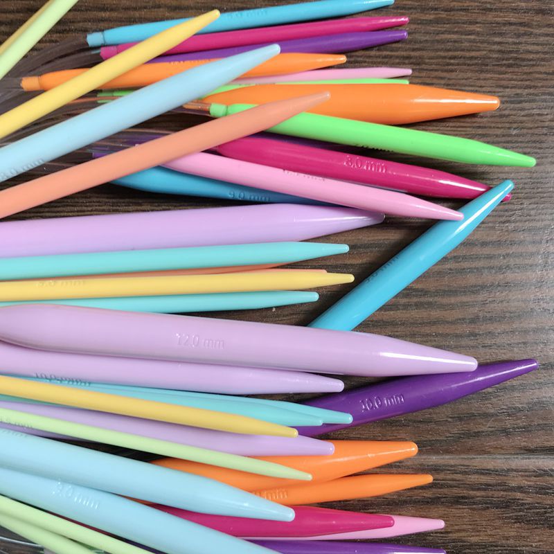 Aguja de suéter herramienta de tejer plástico ABS colorida aguja circular 80CM 40CM un conjunto de 12 bolsas