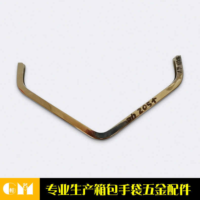 新品厂家销售服饰箱包手袋包边条 各种规格夹边 批发.V型边条