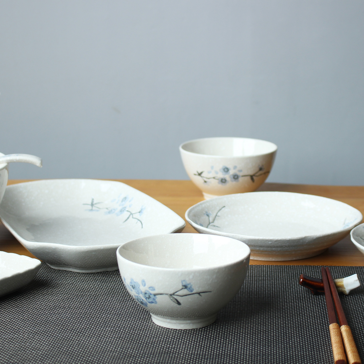 Estilo japonés retro nieve Cereza en forma de vajilla de cerámica redondeada plato de cocina plato de sabor plato de salsa plato de pescado plato de arroz tazón de sopa de fideos