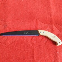 �Ӿ��ɫľ������� ĥ�X������֦� �@��� ���