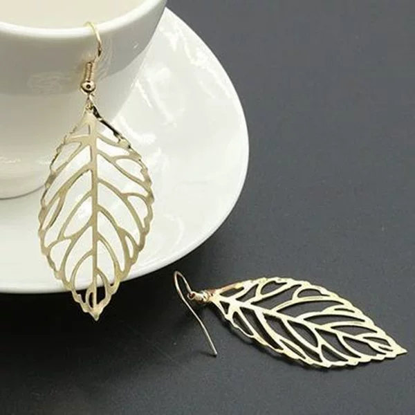European and American Popular New Leaf Pendant Earrings Long Women's Fashion Stylish Elegant Retro Simple Wholesale Tassels