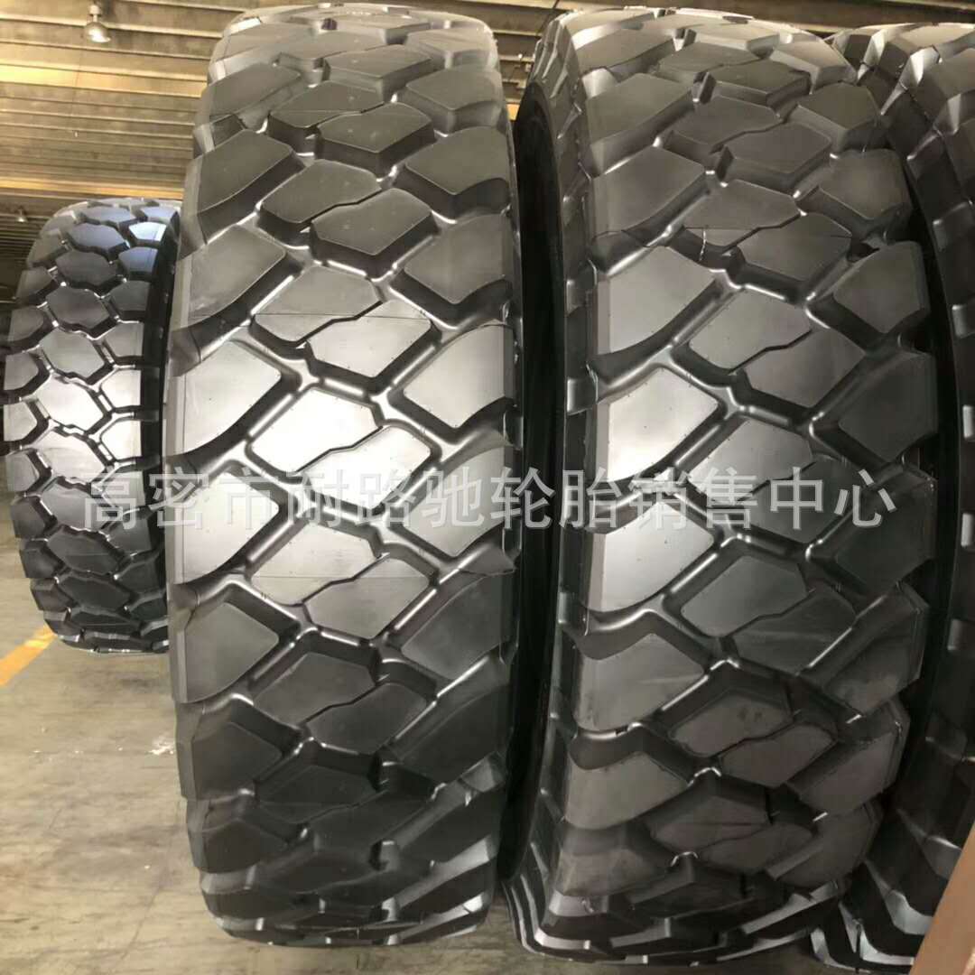 27.00R49 3300R51 36.00R51华鲁HILO矿用自卸绞卡车全钢丝轮胎