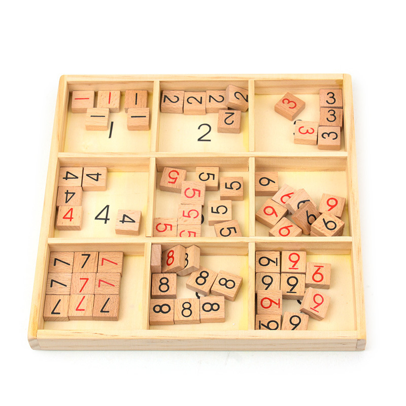 Cuatro seis nueve Sudoku de madera multifuncional juego tres en uno ajedrez inteligencia infantil nueve cuadrícula Sudoku juego de mesa de juguete