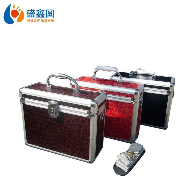 厂家五金文件箱长方体铝制单肩多功能收纳箱250x200x100mm