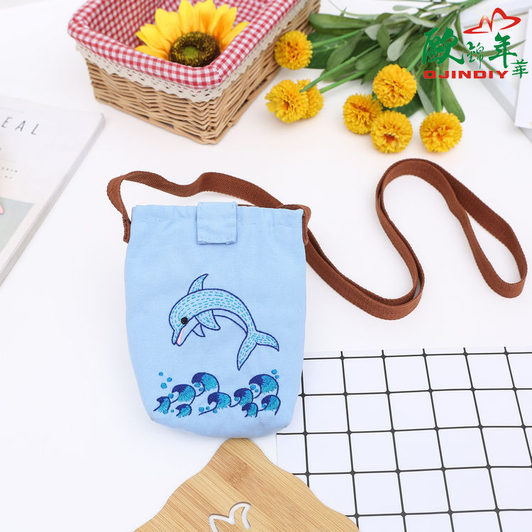 Directo de fábrica pequeña bolsa de hombro bordado Europeo material hecho a mano bolsa hecha a mano bricolaje kit de herramientas de costura de tela