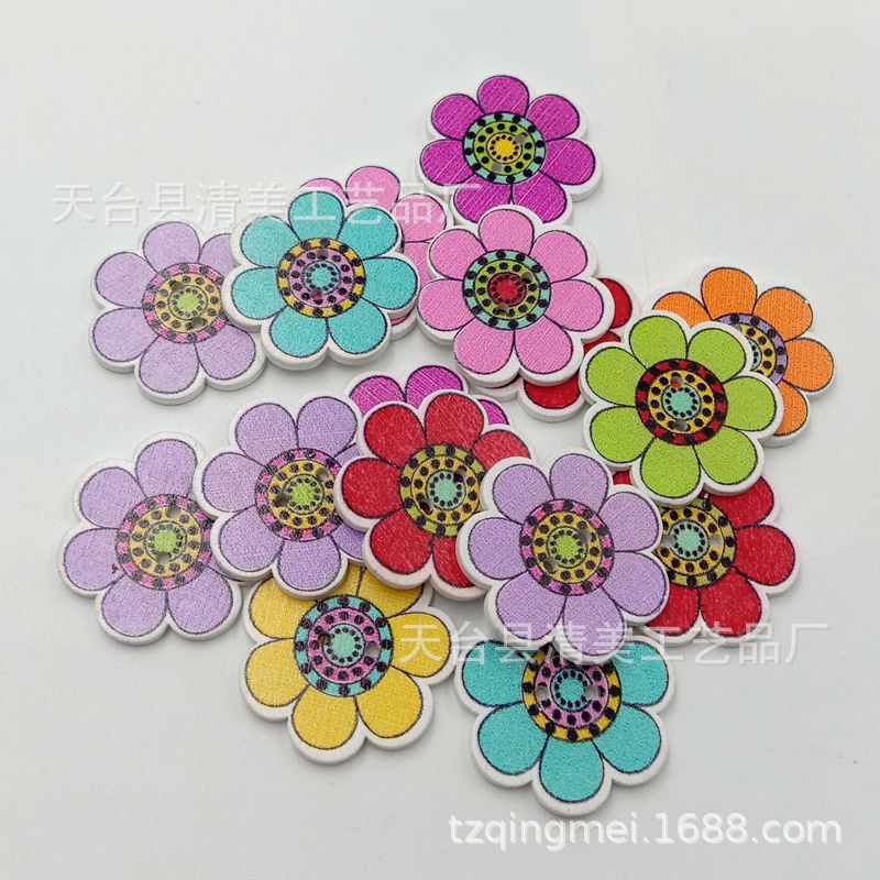 25mm fondo blanco pintado siete pétalos de flores DIY fondo blanco girasol botones de madera 50 piezas por paquete