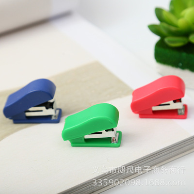 colour Japanese Simplicity stapler trumpet student Mini stapler Cartoon Handheld Effort saving to work in an office Supplies