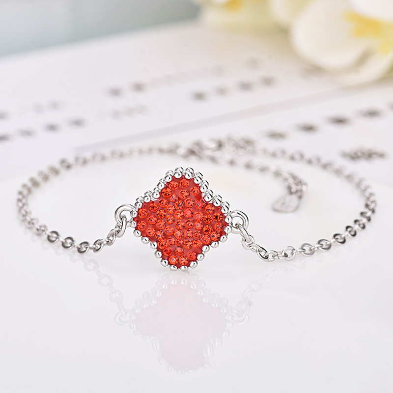 欧美时尚奥地利水晶幸运四叶草手链女小众设计轻奢高级感手饰品潮