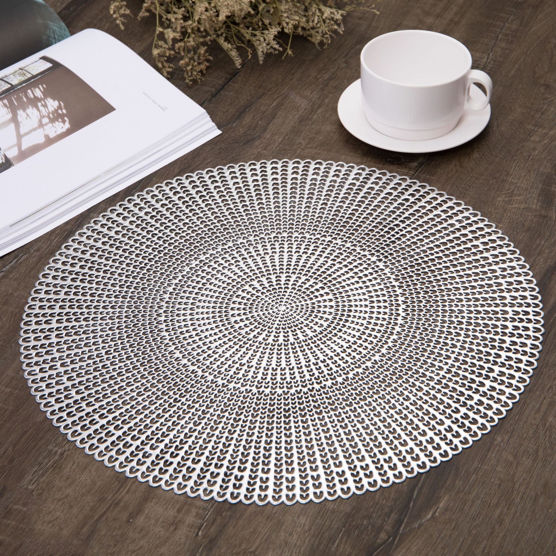 Nordic style simple table mat gilding hollow decorative mat creative coffee table mat Bowl plate tableware mat coaster