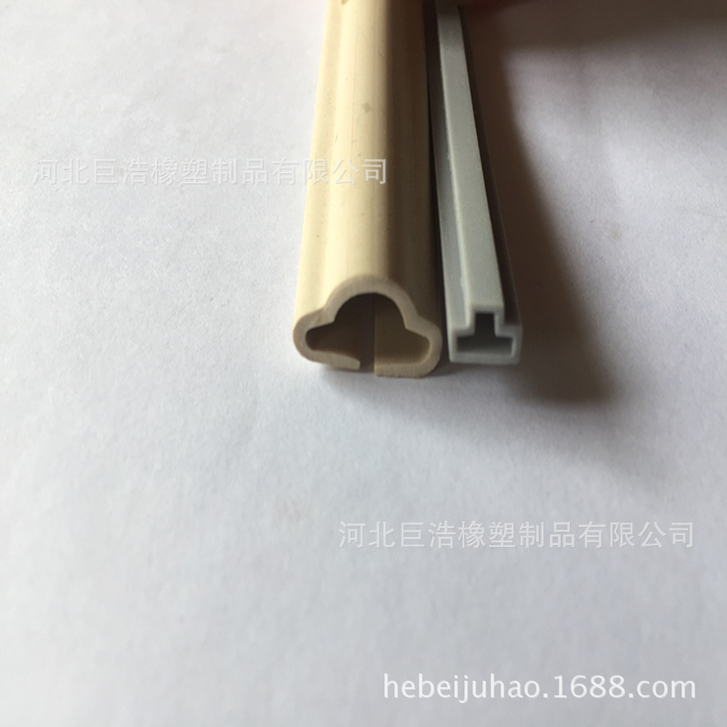 衣柜推拉移门下滑道凸型密封条  移门卡槽防风条 硅胶密封条