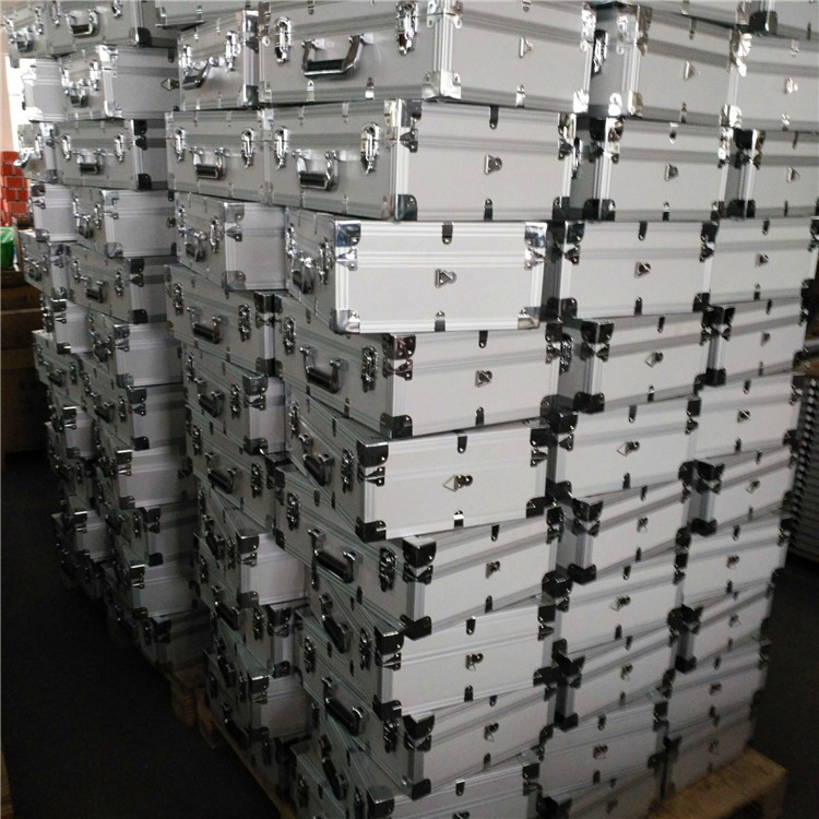 厂家批量供应铝合金仪器箱 手提式铝制工具箱  防震设备航空箱