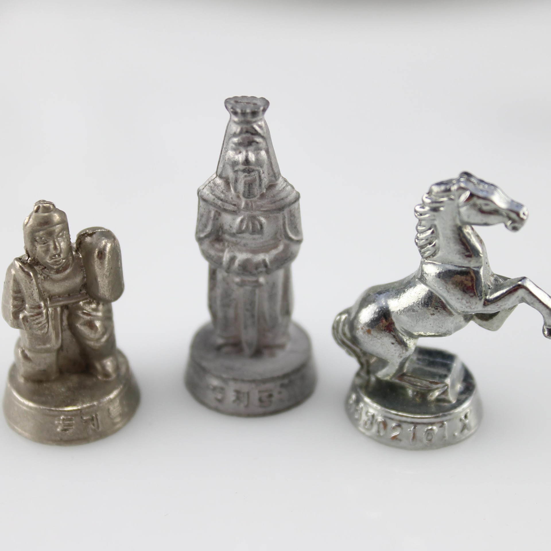 承接锌合金产品零配件加工饰品合金来样半手工半机械工艺品来图