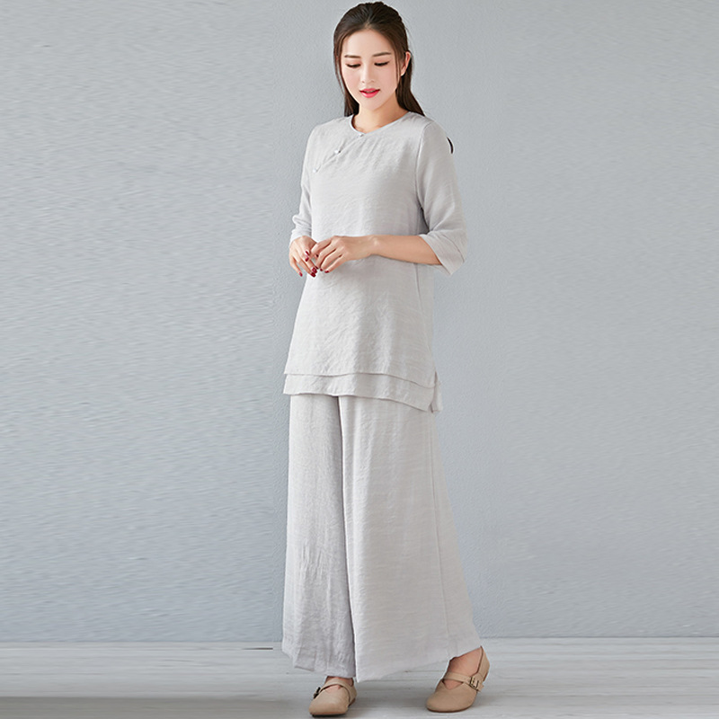 회색 3 점 슬리브 세트