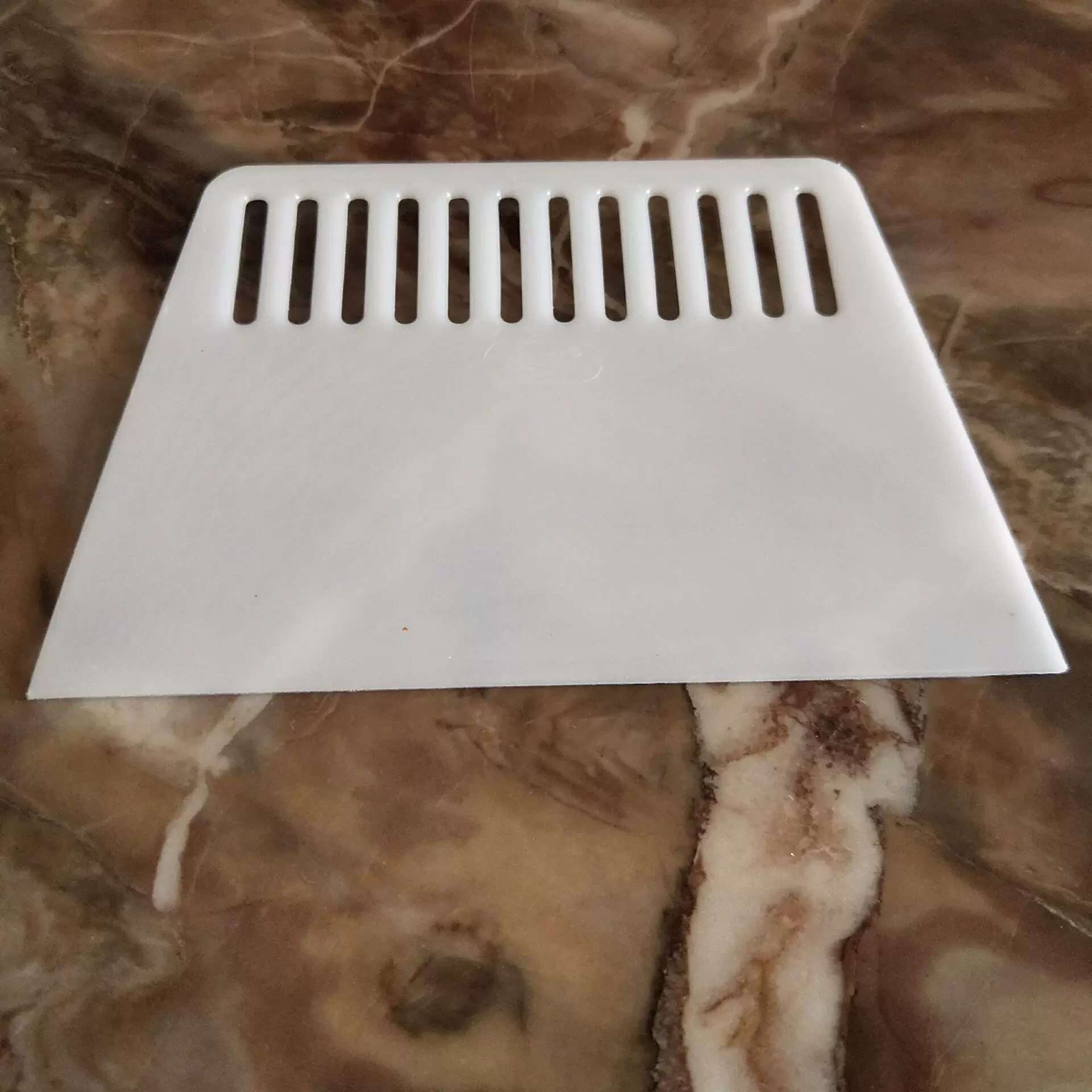 墙纸刮板 贴膜工具 20公分特厚 油漆刮刀 腻子塑料刮板厂家直销