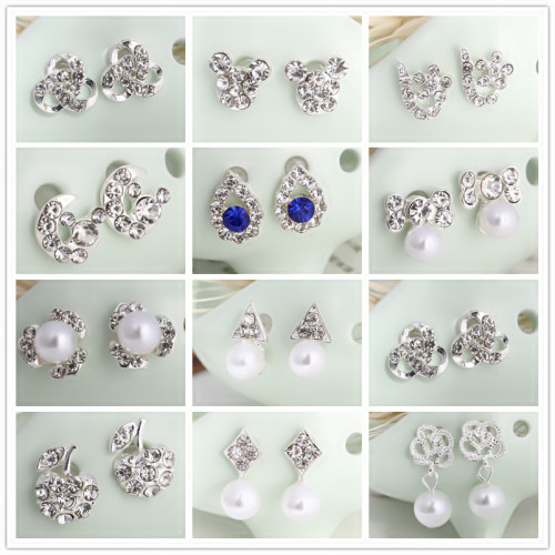 Internet celebrity Korean style fashionable small earrings steel needle love earrings personality female trendy pearl butterfly earrings