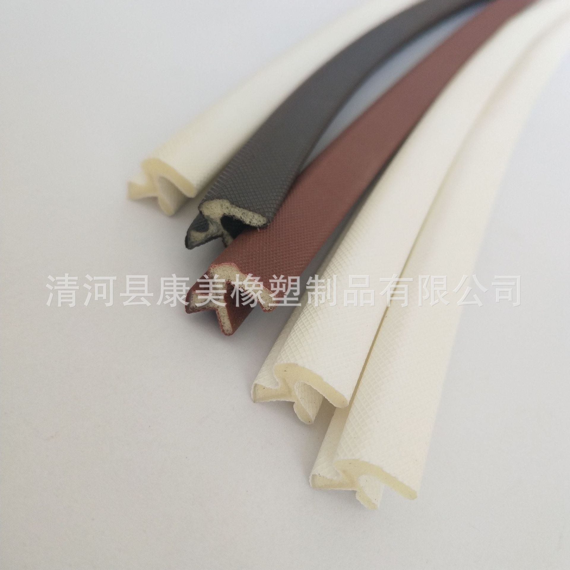 厂家直营包覆式木门密封条PU海绵发泡隔音保温防风卡槽式密封条