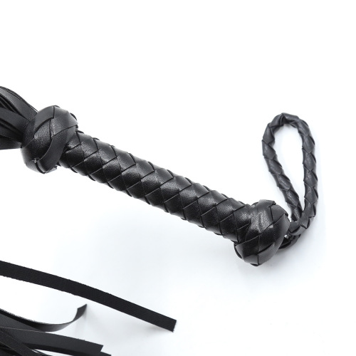 Factory direct sales bondage toy flirting whip loose shot red leather black whip female utensils for flirting