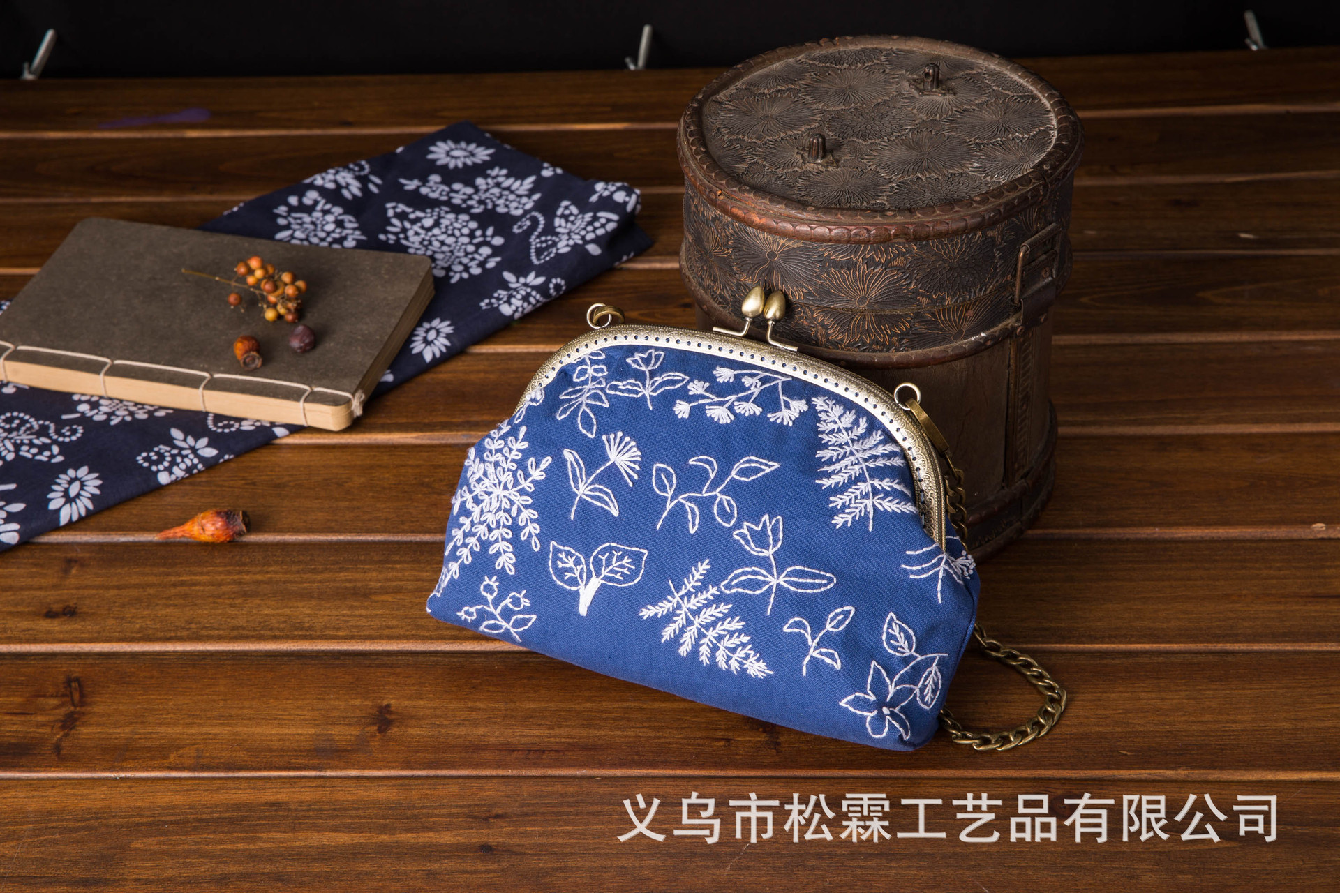 Directa de fábrica boca Bolsa de Oro bordado hecho a mano DIY material paquete haciendo monedero flor Europea bordado tridimensional