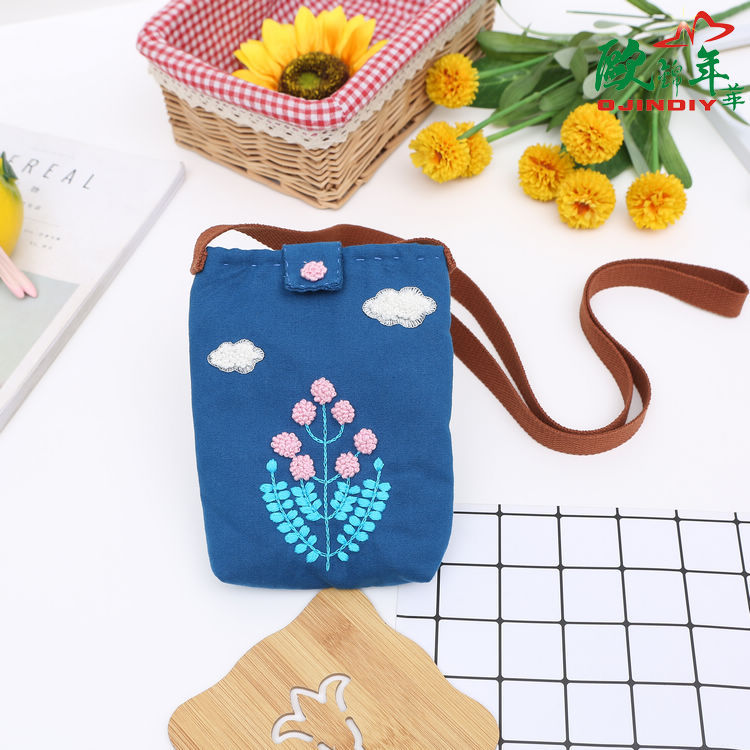 Directo de fábrica pequeña bolsa de hombro bordado Europeo material hecho a mano bolsa hecha a mano bricolaje kit de herramientas de costura de tela