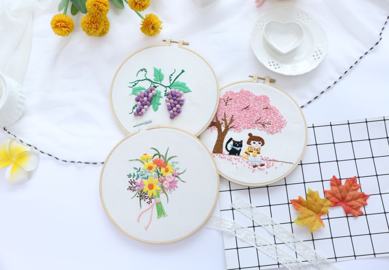 Directo de fábrica original hecho a mano DIY tela Europea bordado flor y hierba material paquete kit de costura bordado Europeo