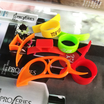 厂家批发大号蜗牛指环剥橙器塑料小老鼠石榴剥皮器开橙器可印LOGO|ms