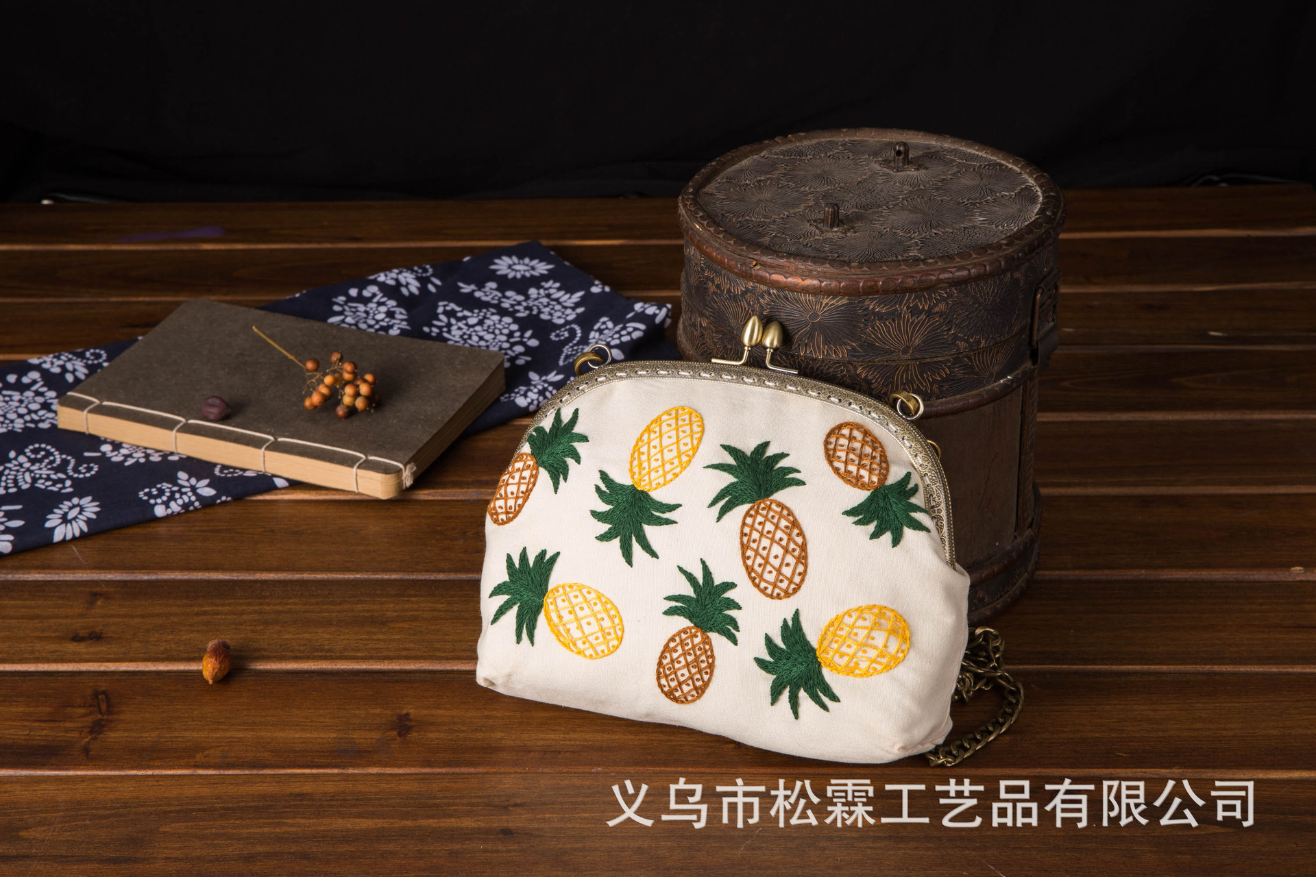 Directa de fábrica boca Bolsa de Oro bordado hecho a mano DIY material paquete haciendo monedero flor Europea bordado tridimensional